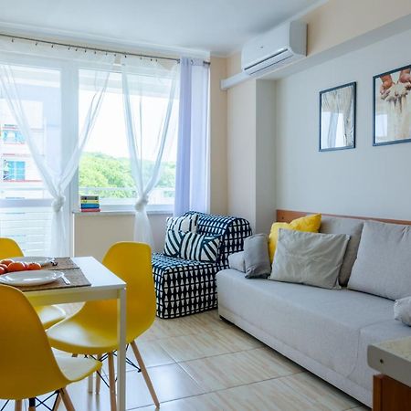 Holiday Home Slavia New 600 Z Balkonem Przy Plazy เมียนซิดดรอแย ภายนอก รูปภาพ